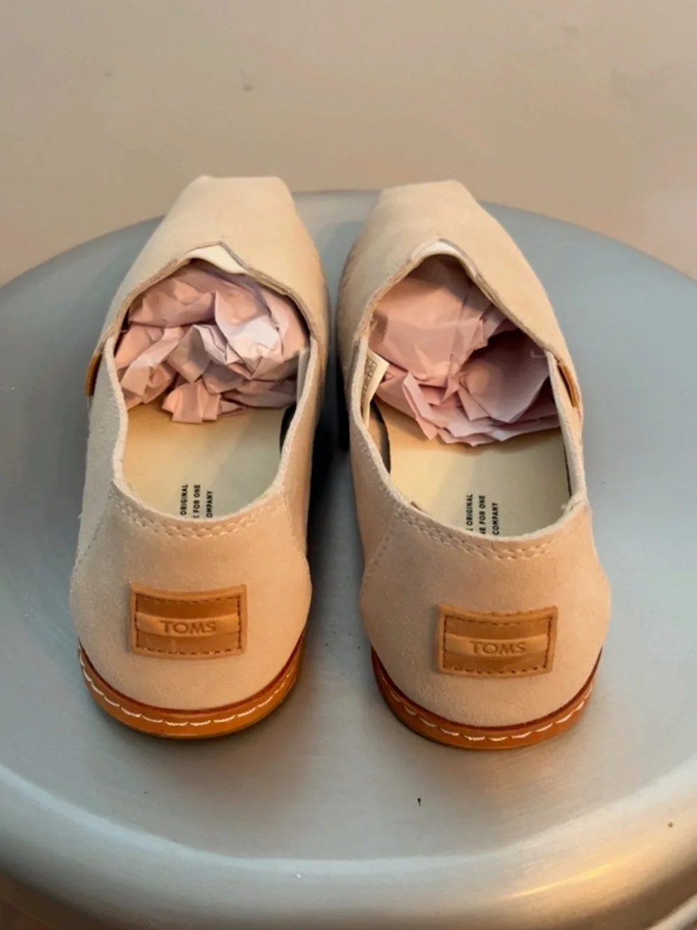 TOMS Women’s W9 Beige Suede Alpargata Slip-On Flats New Without Box